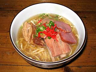 沖縄そば | 沖縄県のご当地B級グルメ