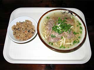 沖縄そば | 沖縄県のご当地B級グルメ