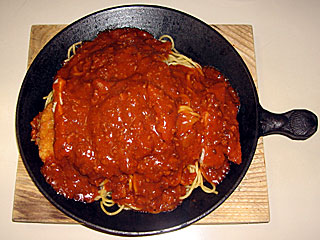 スパカツ | レストラン泉屋 | 北海道・釧路のご当地グルメ