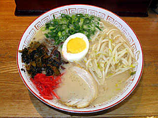 博多ラーメン | 福岡県（博多）のご当地B級グルメ