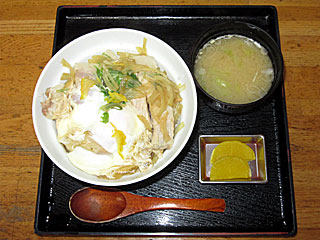 豚玉毛丼 | 埼玉県（毛呂山）のご当地B級グルメ