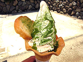 行者にんにくソフト | 埼玉県（秩父）のご当地B級グルメ