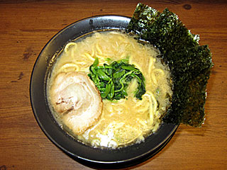 横浜家系ラーメン | 神奈川県（横浜）のご当地B級グルメ
