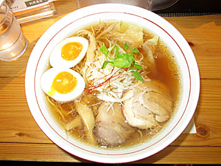 利尻昆布ラーメン | くろおび醤油ラーメン | くろおび | 北海道・利尻のご当地グルメ