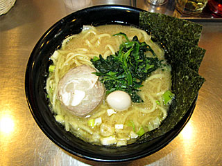 横浜家系ラーメン | 神奈川県（横浜）のご当地B級グルメ