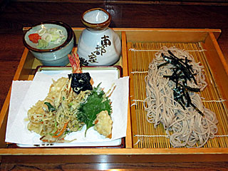 水車そば | 岩手県（北上）のご当地B級グルメ