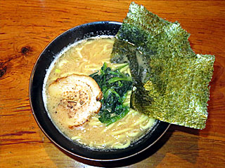 横浜家系ラーメン | 神奈川県（横浜）のご当地B級グルメ