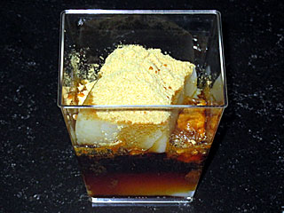 亀戸天神くず餅 | 東京都（亀戸）のご当地B級グルメ