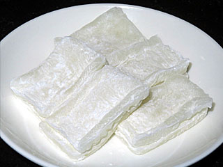 羽二重餅 | 福井県（福井）のご当地B級グルメ