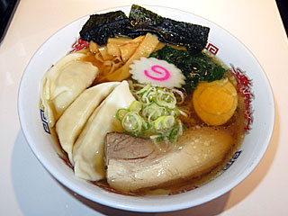 宇都宮餃子ラーメン | 栃木県（宇都宮）のご当地B級グルメ