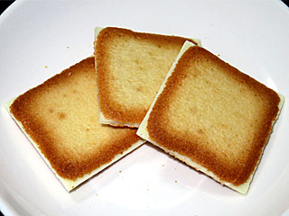 白い恋人 | 石屋製菓 | 北海道のご当地グルメ