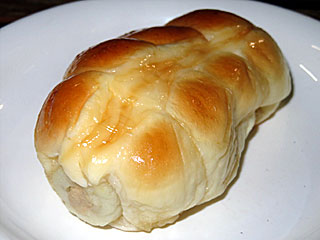 ちくわパン | どんぐり | 北海道・札幌のご当地グルメ