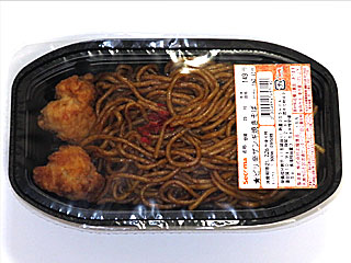 セコマパスタ | ピリ辛ザンギ焼きそば | セイコーマート | 北海道のご当地グルメ