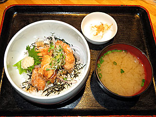 オホーツク網走ザンギ丼 | 喜八 | 北海道・網走のご当地グルメ