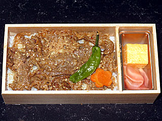 神戸ビーフ焼肉弁当 | 兵庫県（神戸）のご当地B級グルメ